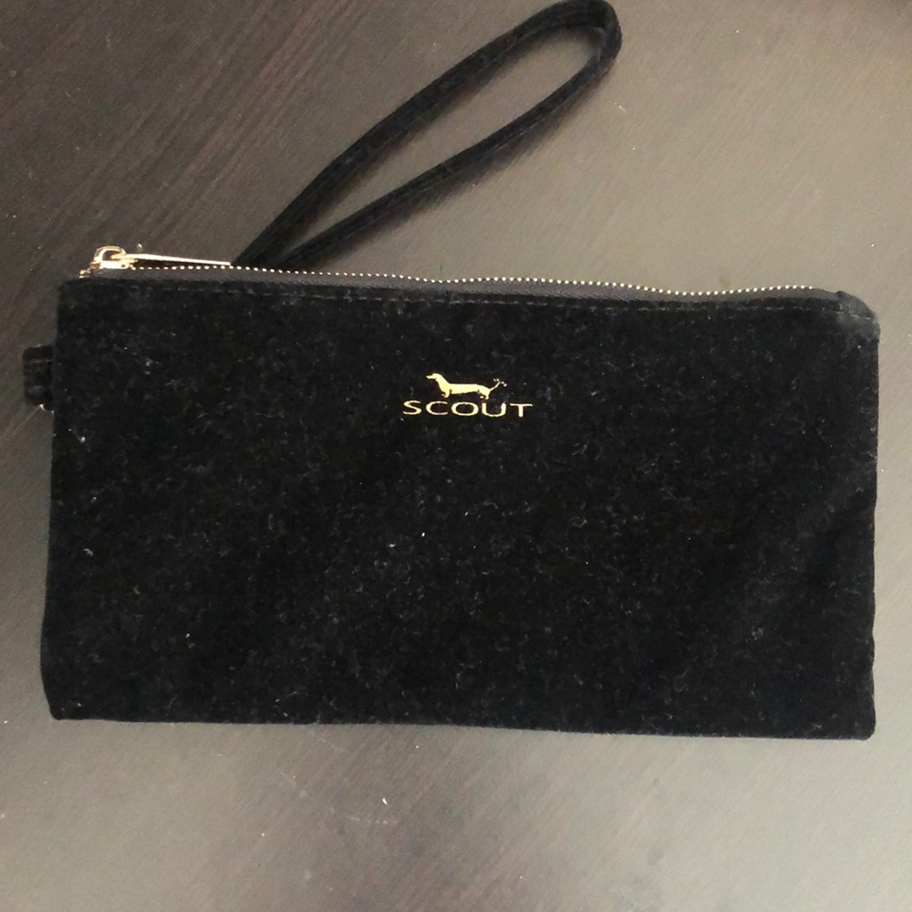 Scout wristlet